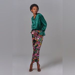 Tucker NYC Juliette Blouse
Emerald Lace